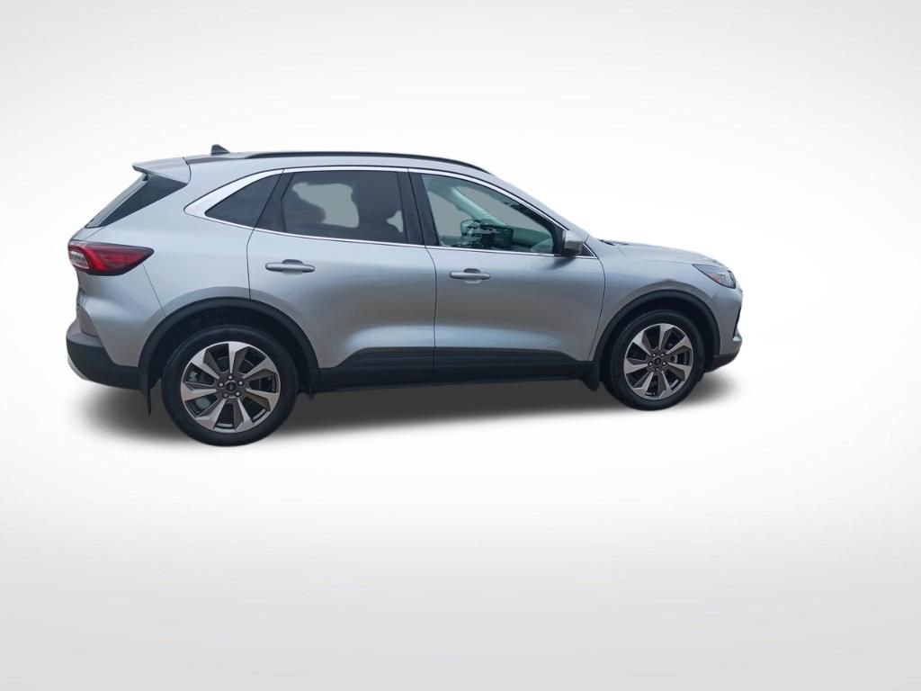 Used 2023 Ford Escape Platinum w/ Class II Trailer Tow Package image 29