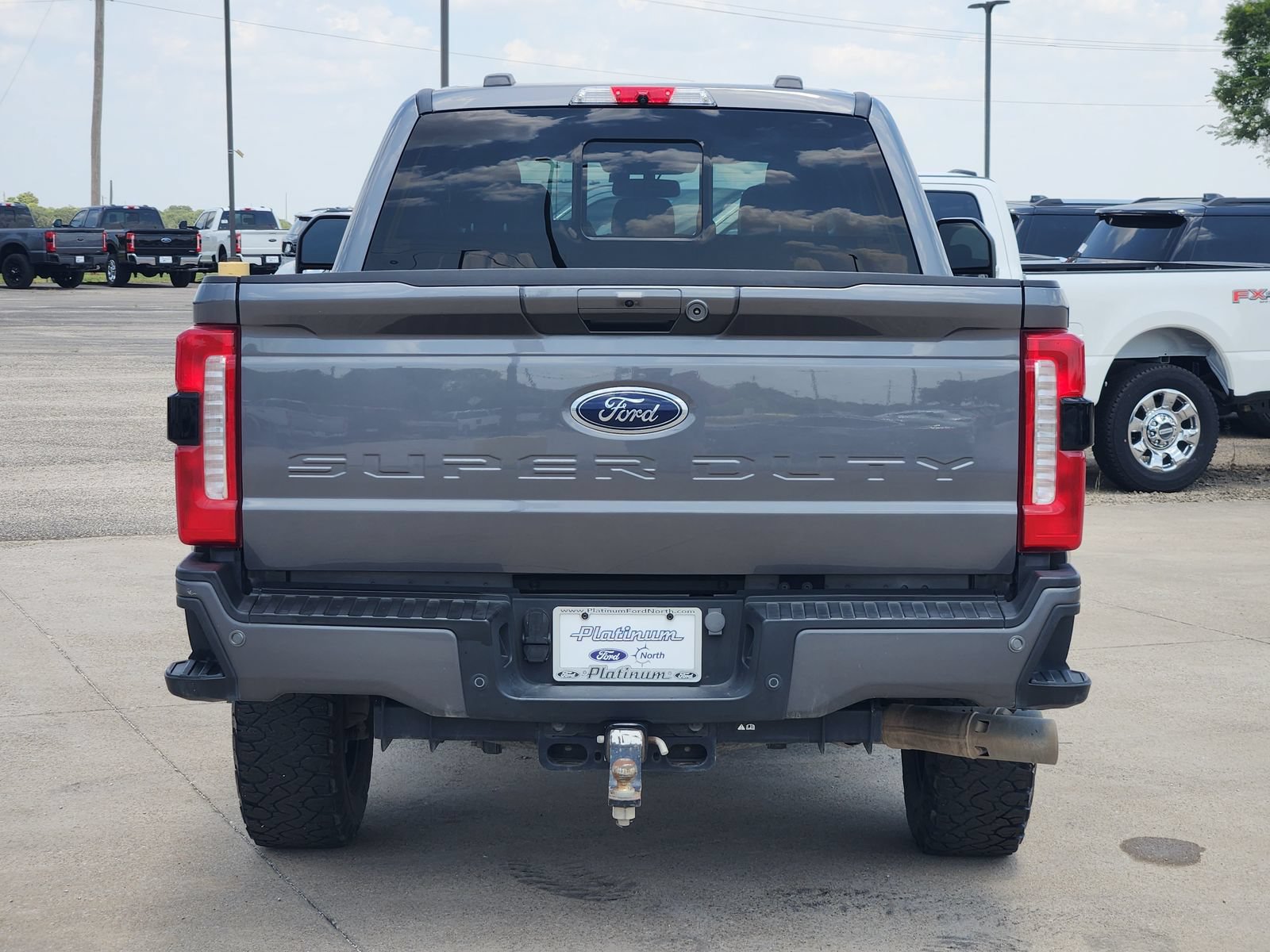 Used 2023 Ford F250 Lariat w/ Lariat Ultimate Package AWD/4WD image 8