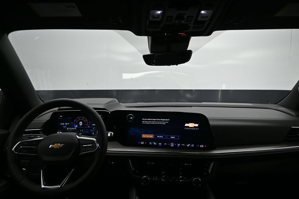 New 2026 Chevrolet Suburban Premier RWD image 20