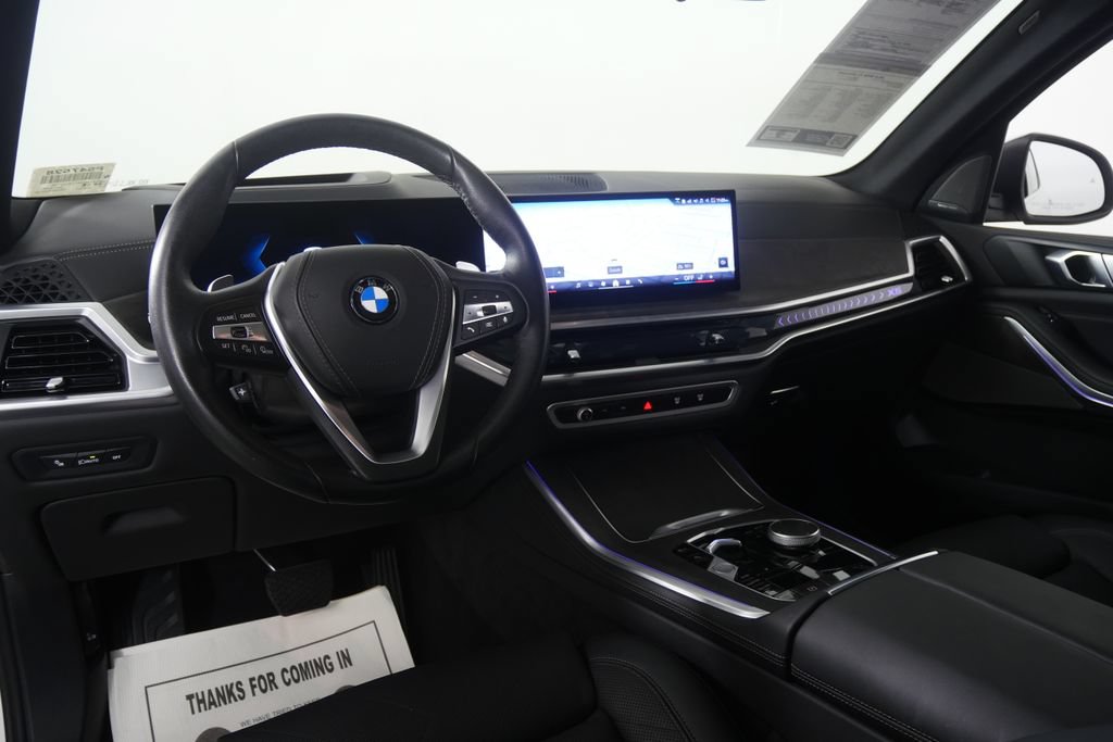 Certified 2026 BMW X5 sDrive40i w/ Climate Comfort Package RWD image 17