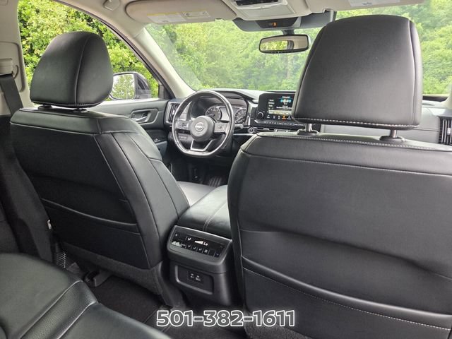 Used 2022 Nissan Pathfinder SL FWD image 17