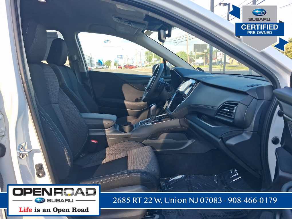Used 2025 Subaru Outback Premium AWD/4WD image 17