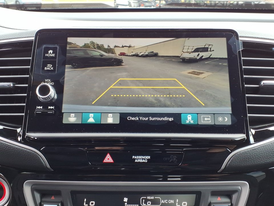 New 2026 Honda Ridgeline Black Edition image 16
