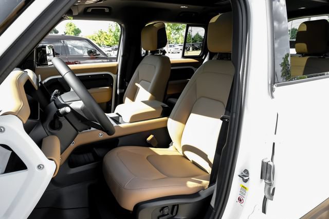 New 2026 Land Rover Defender 110 S AWD/4WD image 37