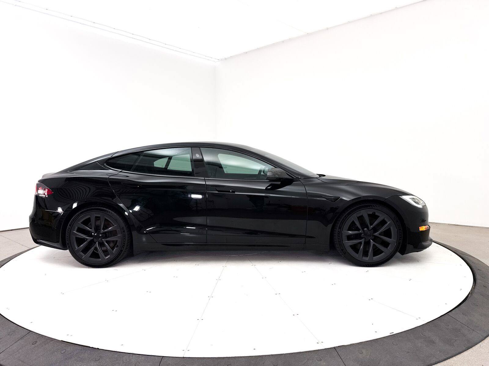 Used 2021 Tesla Model S Plaid AWD/4WD image 36