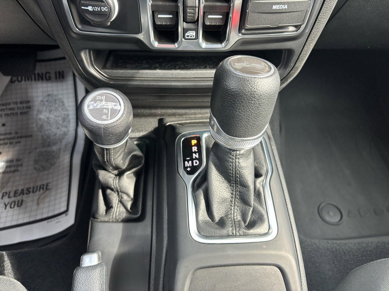 Used 2023 Jeep Wrangler Unlimited Sport image 25