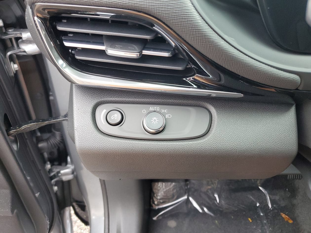 New 2026 Buick Envista Sport Touring w/ Convenience II Package FWD image 29