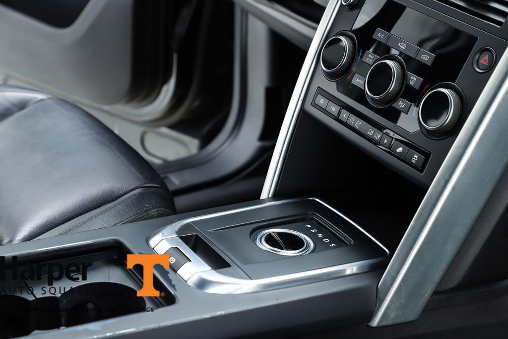 Used 2016 Land Rover Discovery Sport SE image 33