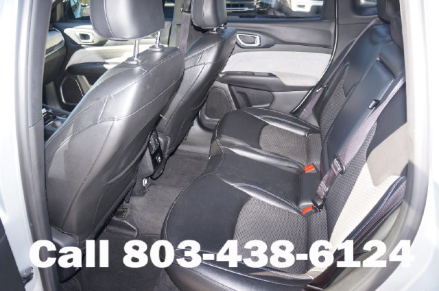 Used 2024 Jeep Compass Latitude AWD/4WD image 11