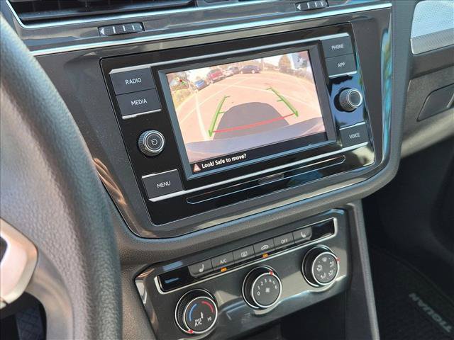 Used 2022 Volkswagen Tiguan S FWD image 12