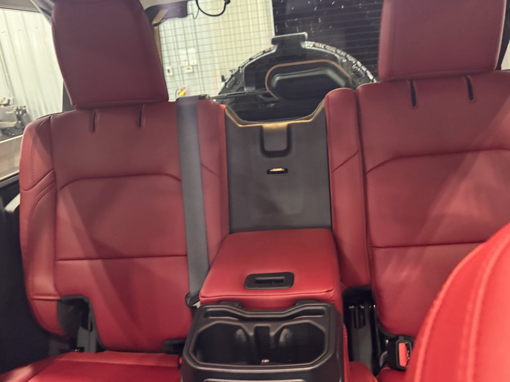 Used 2024 Jeep Wrangler Unlimited Rubicon 392 image 44