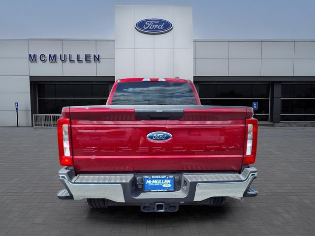 New 2026 Ford F250 XLT w/ FX4 Off-Road Package AWD/4WD image 3