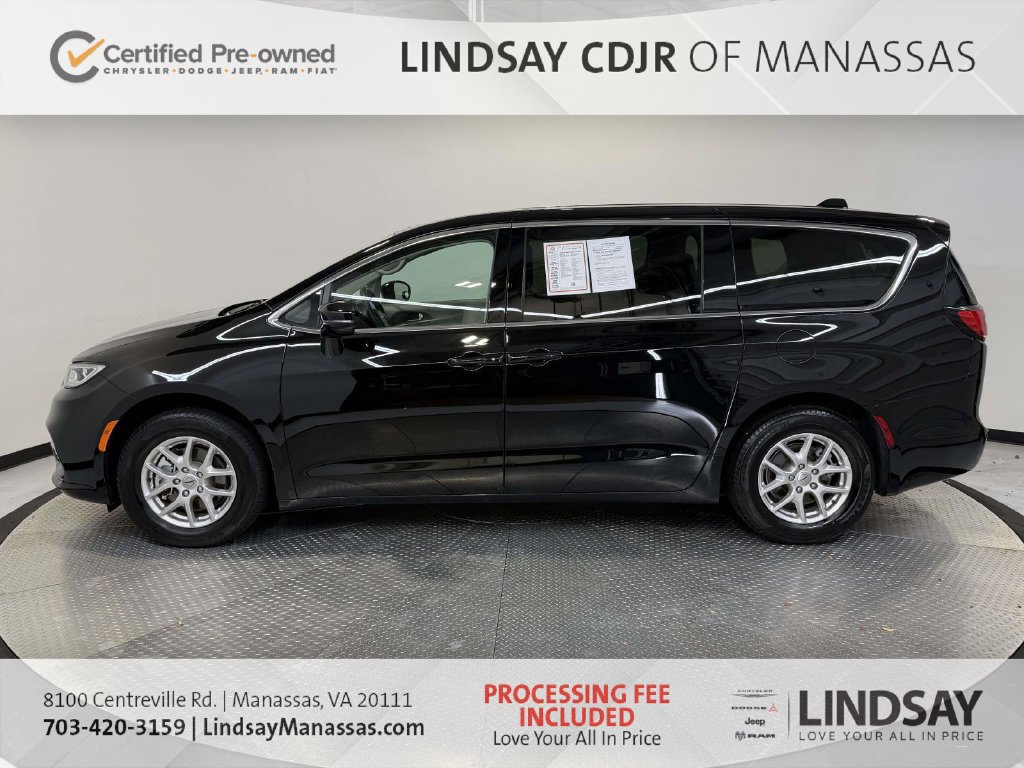 Certified 2024 Chrysler Pacifica Touring-L FWD image 6