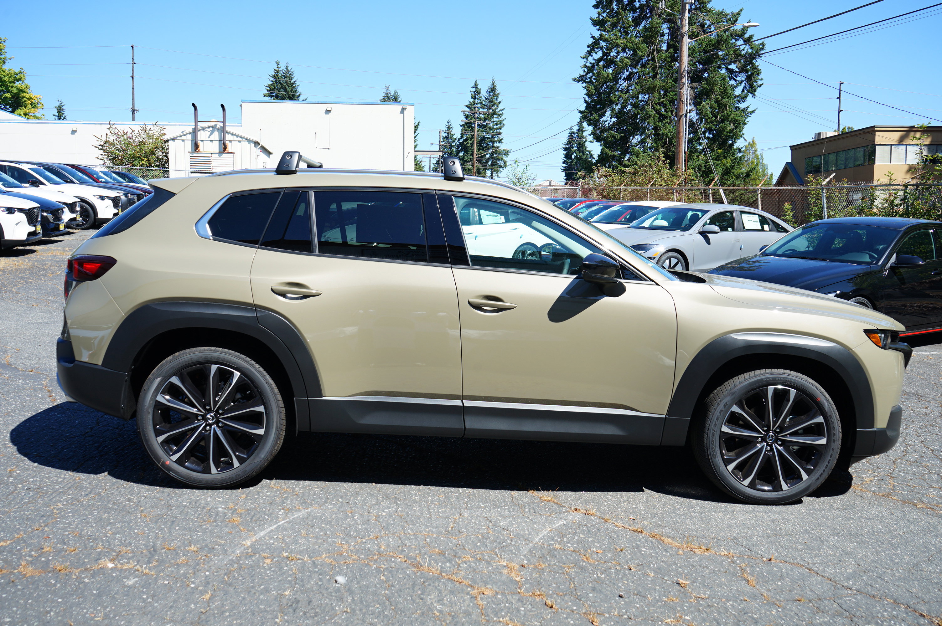 New 2025 MAZDA CX-50 AWD 2.5 Turbo w/ Premium Pkg image 2