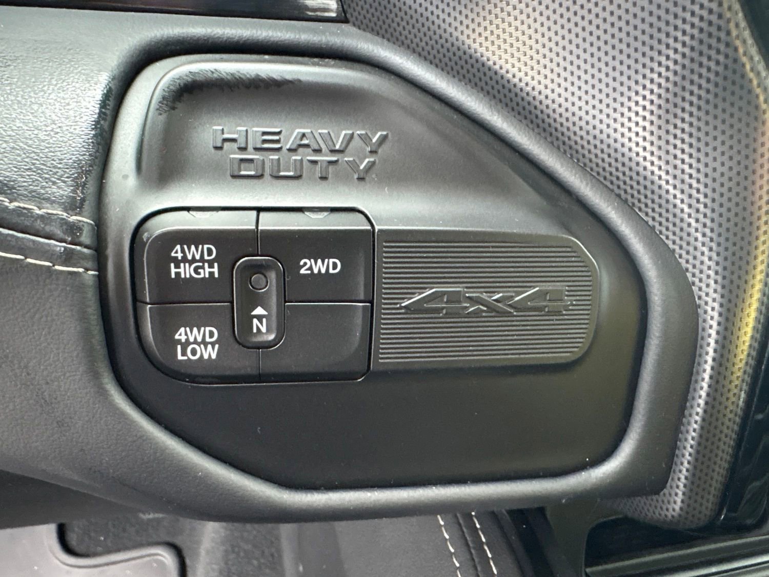 Used 2022 RAM 2500 Limited w/ Night Edition AWD/4WD image 27