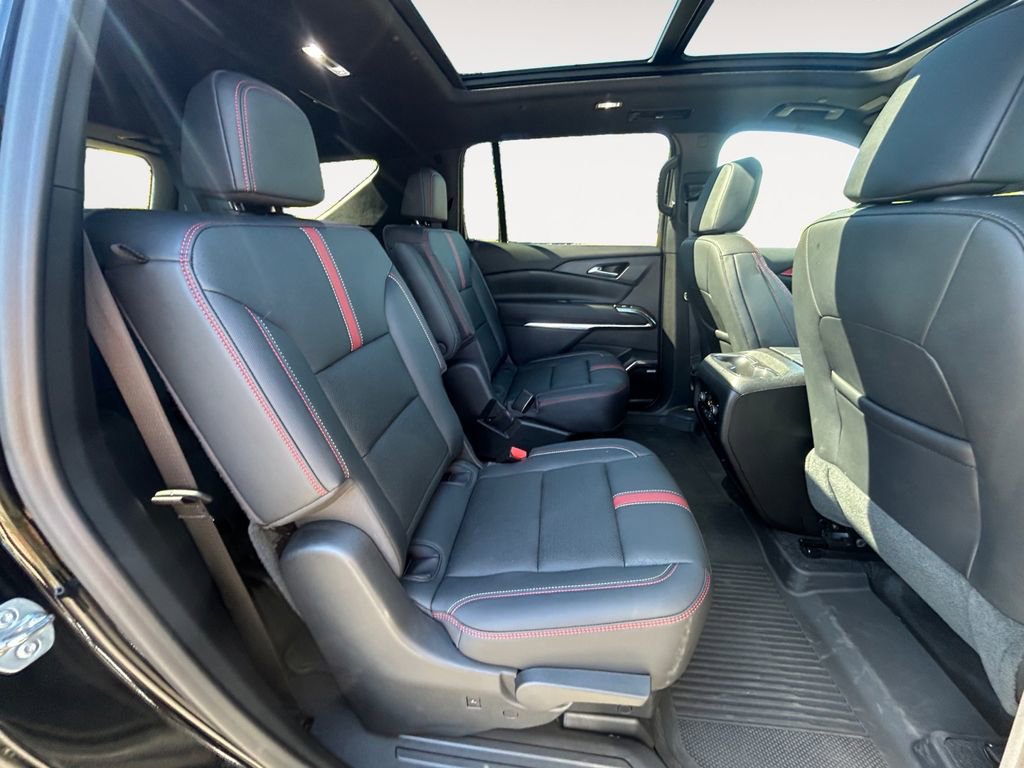 Used 2024 Chevrolet Traverse RS w/ LPO, Floor Liner Package image 11