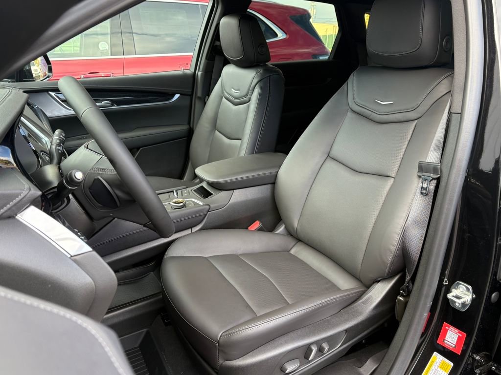 New 2026 Cadillac XT5 Premium Luxury w/ Driver Assist Package image 14