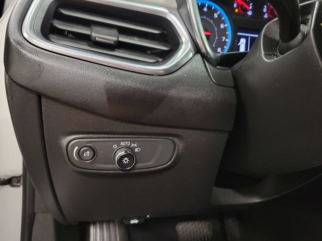 Used 2019 Chevrolet Equinox LS w/ LS Convenience Package AWD/4WD image 25