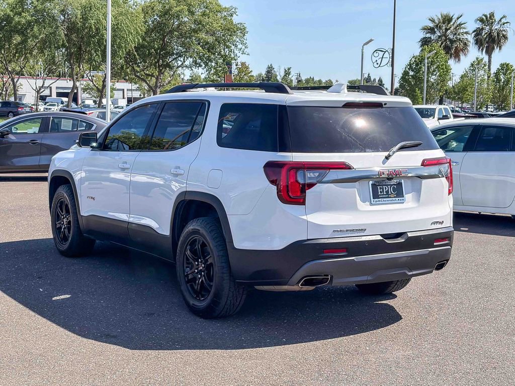 Used 2021 GMC Acadia AT4 w/ Technology Package image 2