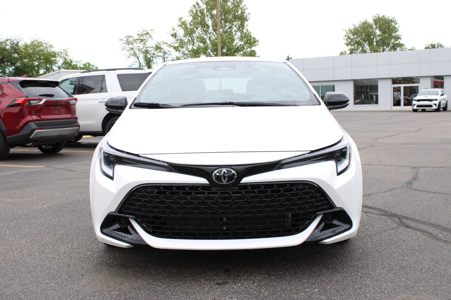 New 2026 Toyota Corolla SE FWD image 3