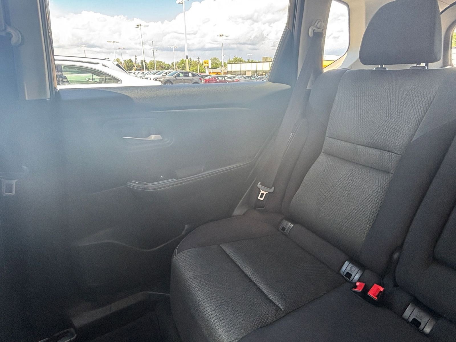 Used 2025 Nissan Rogue SV AWD/4WD image 38