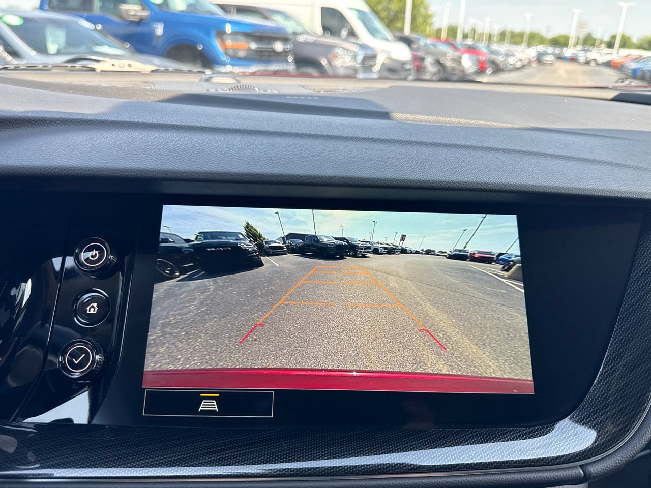 Used 2023 Buick Envision Preferred AWD/4WD image 19