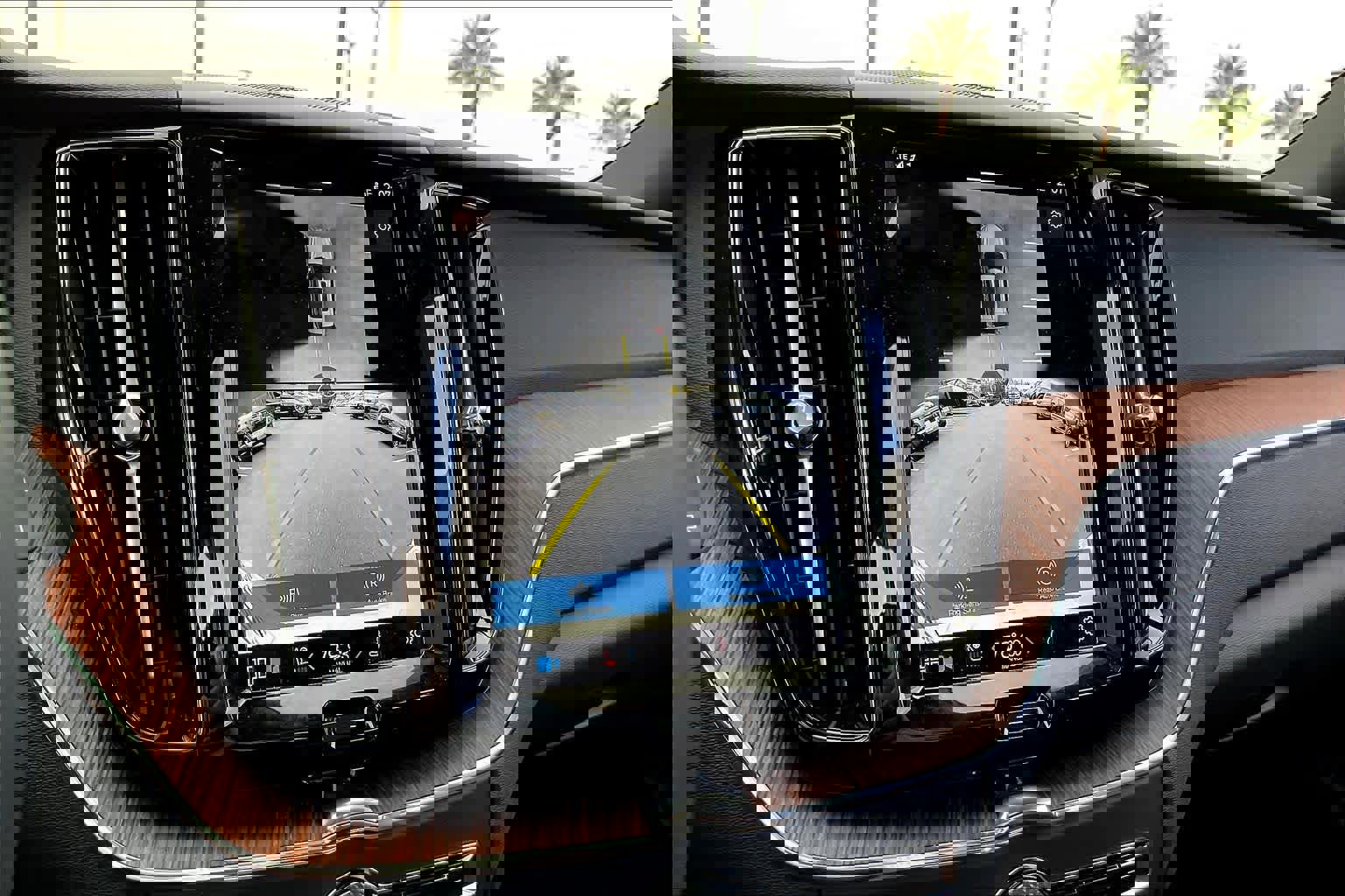 Used 2025 Volvo XC60 T8 Plus w/ Protection Package Premier image 23