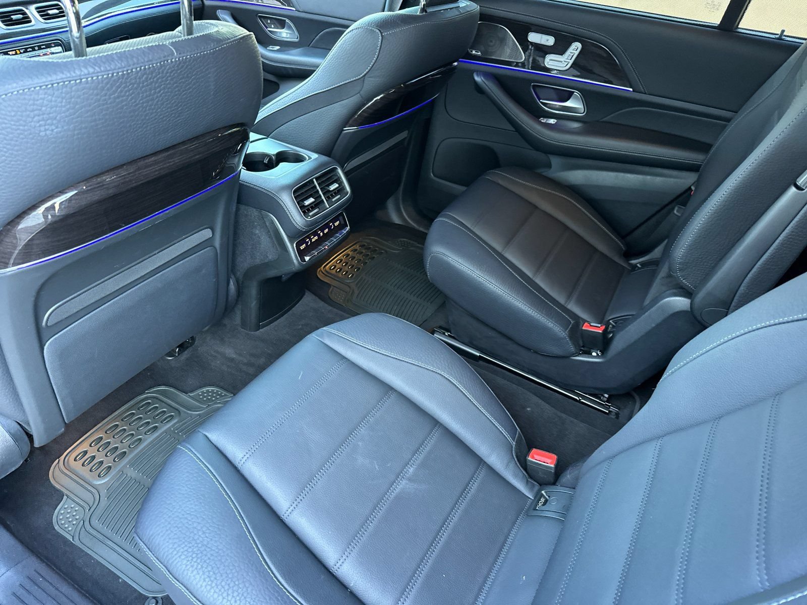Used 2021 Mercedes-Benz GLS 580 4MATIC image 11