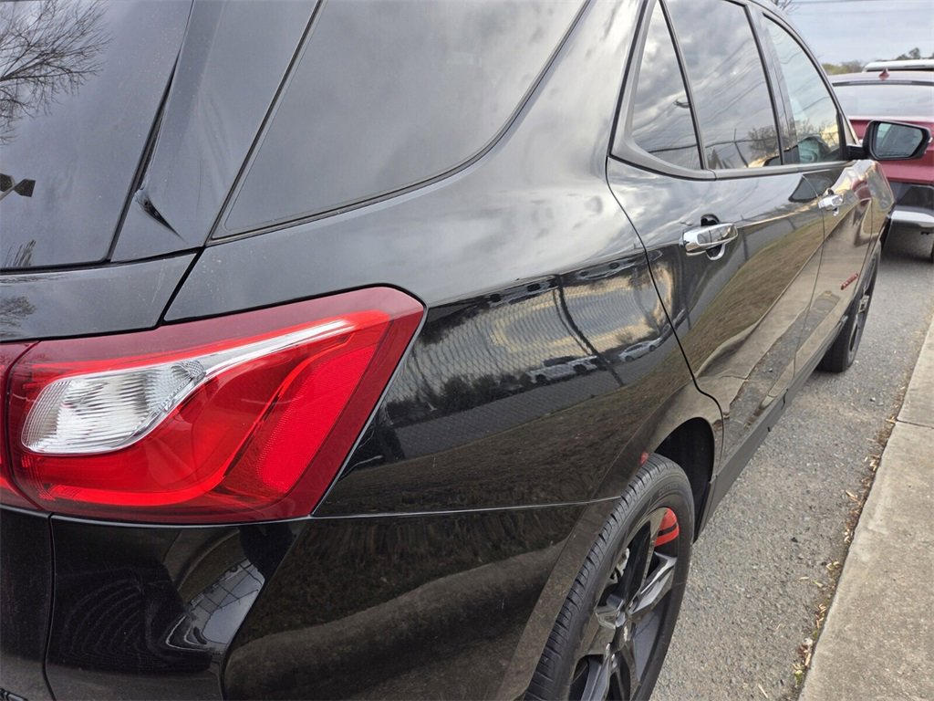 Used 2020 Chevrolet Equinox Premier w/ Premier Redline Edition image 7