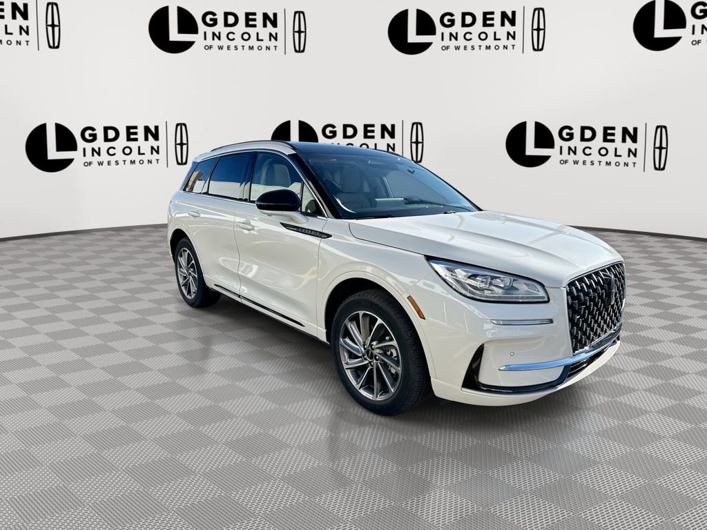 Used 2025 Lincoln Corsair Grand Touring w/ Equipment Group 302A image 2