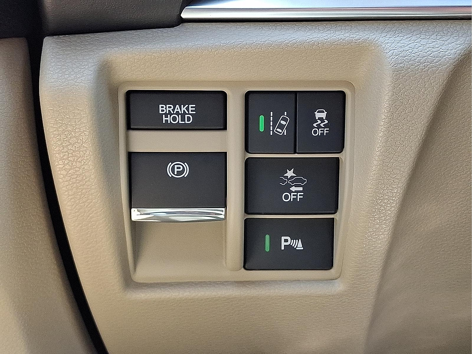 Used 2018 Acura MDX SH-AWD w/ Technology Package image 23