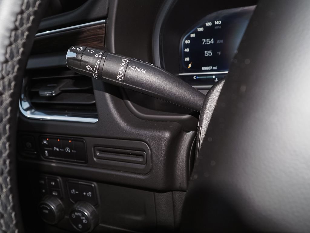 Certified 2023 Chevrolet Suburban LT image 30