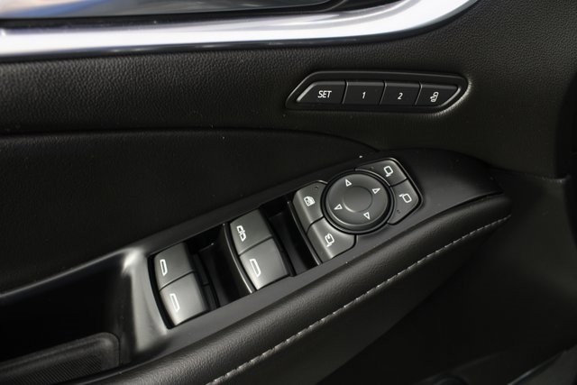 Used 2023 Buick Enclave Avenir w/ Avenir Technology Package image 14