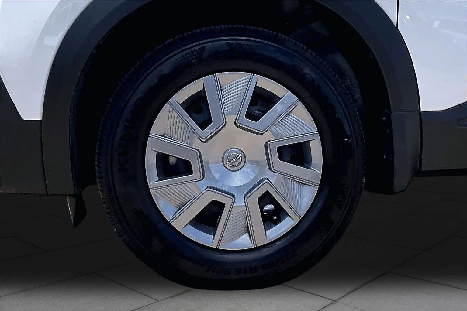 Certified 2026 Nissan Kicks S FWD image 11