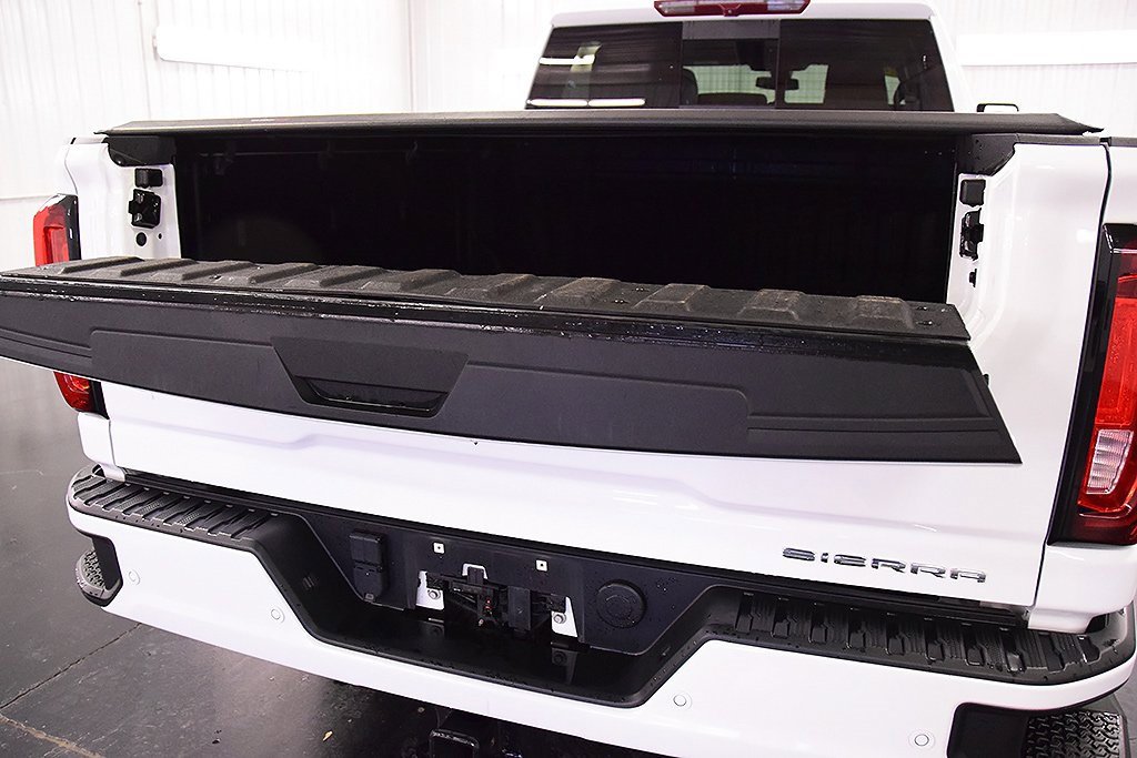 Used 2023 GMC Sierra 2500 Denali image 7