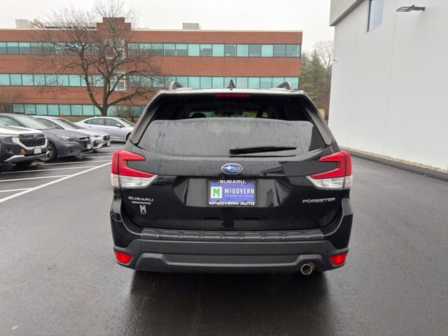 Used 2020 Subaru Forester Limited image 7