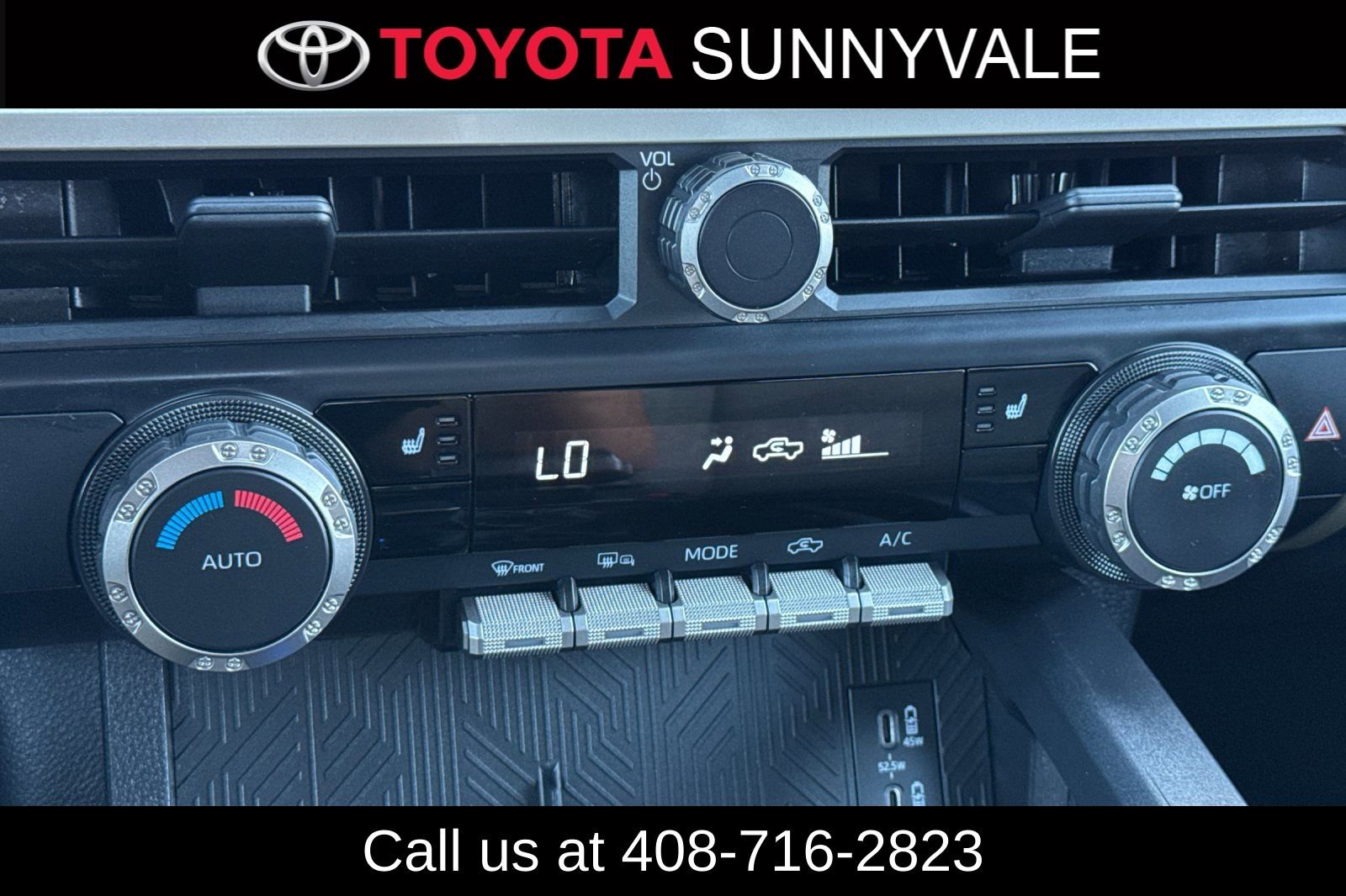 Used 2025 Toyota Tacoma TRD Sport image 24