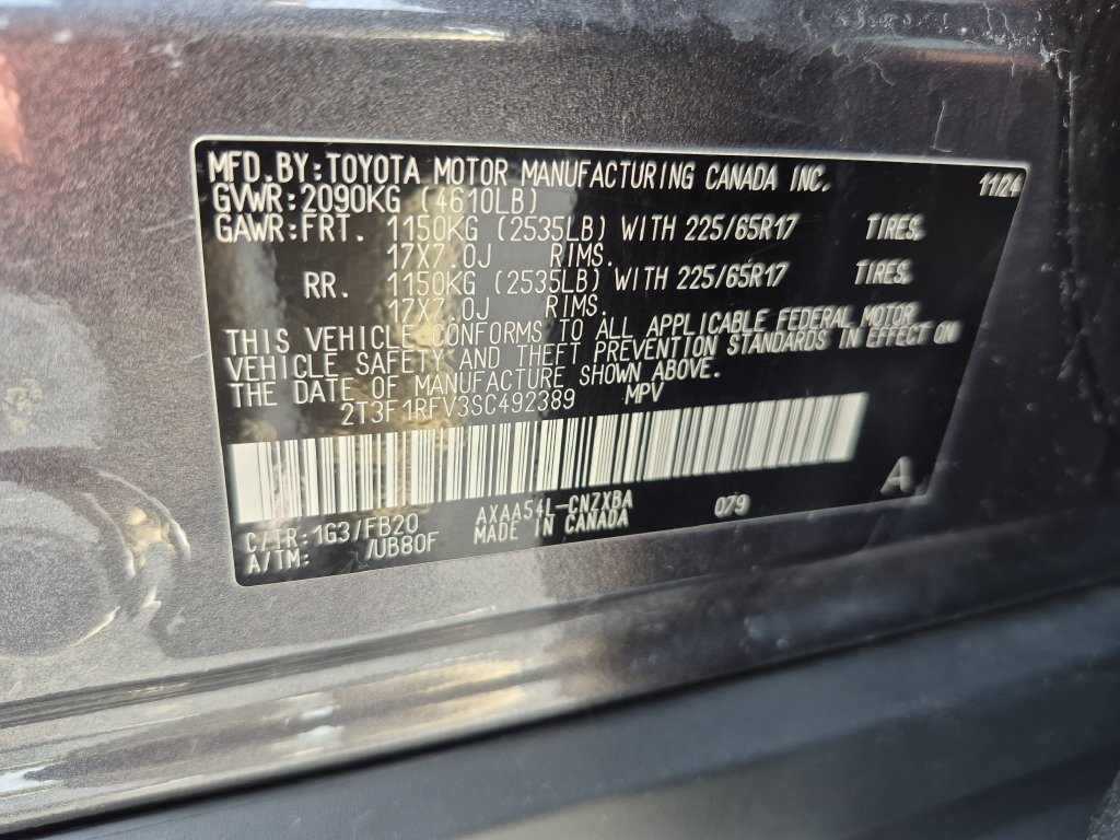 Used 2025 Toyota RAV4 LE AWD/4WD image 25