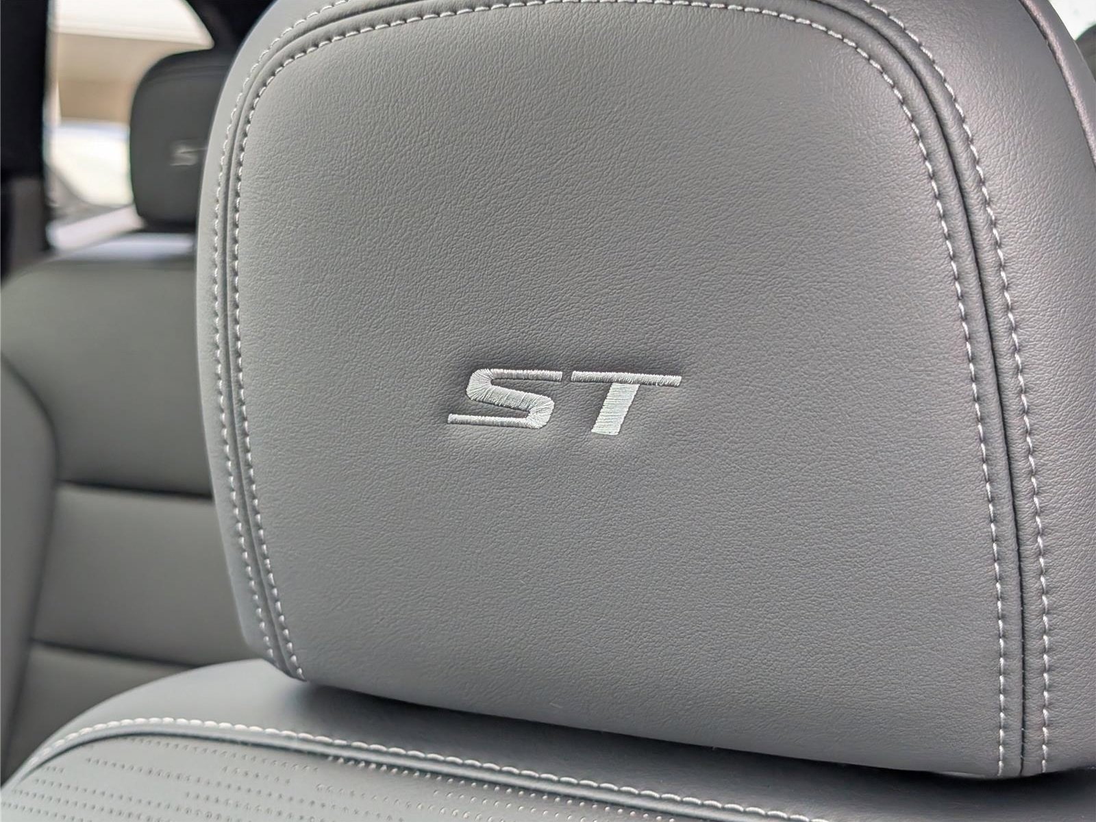 New 2026 Buick Enclave Sport Touring w/ Power Package image 21