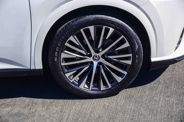 Used 2023 Lexus RX 350 Premium Plus w/ Accessory Package (Z1) FWD image 10