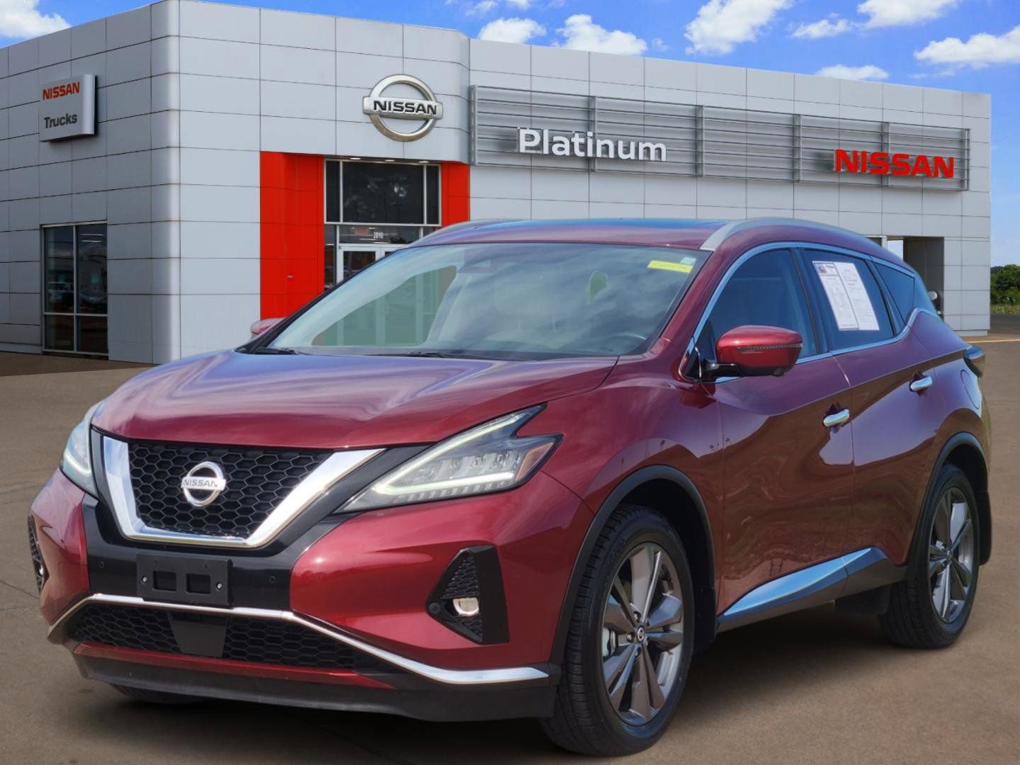 Used 2022 Nissan Murano Platinum w/ Cargo Package image 2