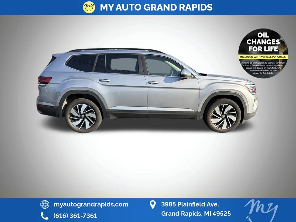 Used 2024 Volkswagen Atlas SE image 4