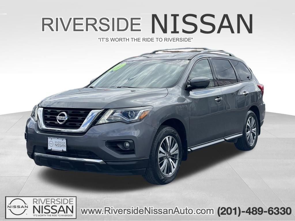Certified 2020 Nissan Pathfinder SL image 1