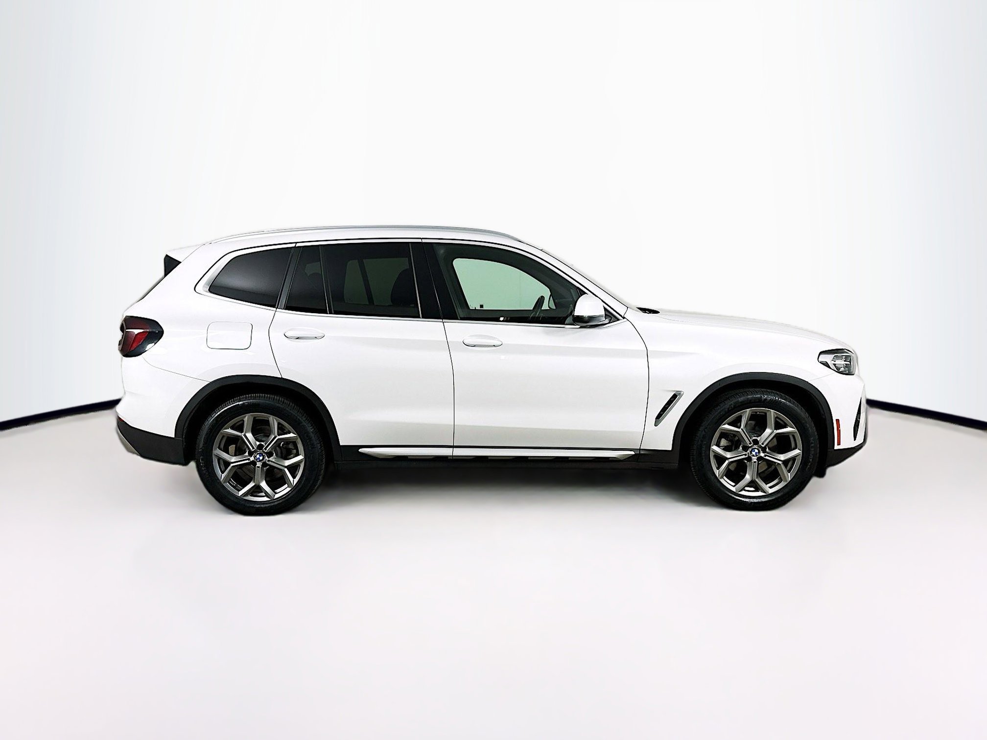 Used 2024 BMW X3 sDrive30i image 10