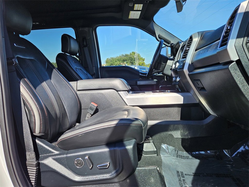 Used 2021 Ford F450 Platinum w/ FX4 Off-Road Package image 35