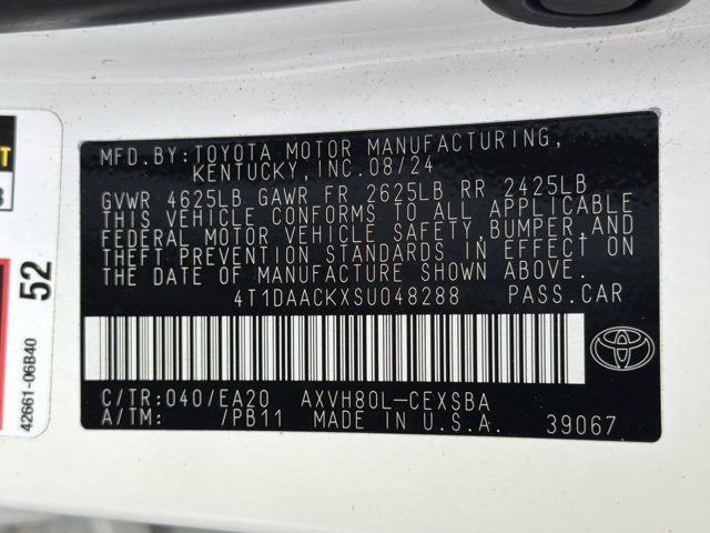 Used 2025 Toyota Camry SE FWD image 27