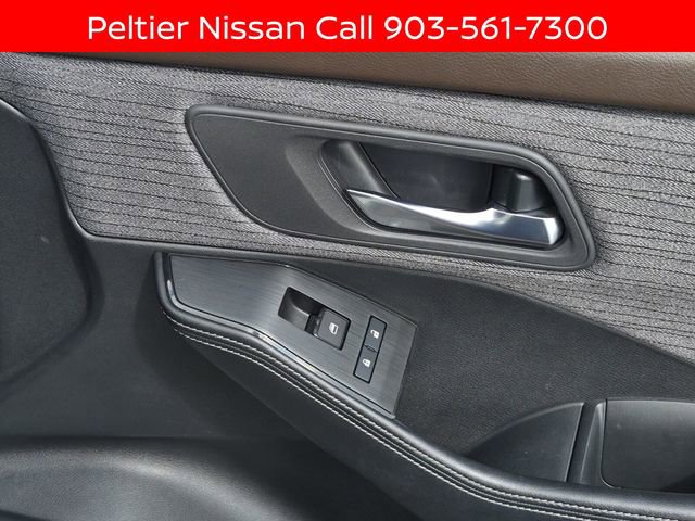Certified 2023 Nissan Rogue SV image 14