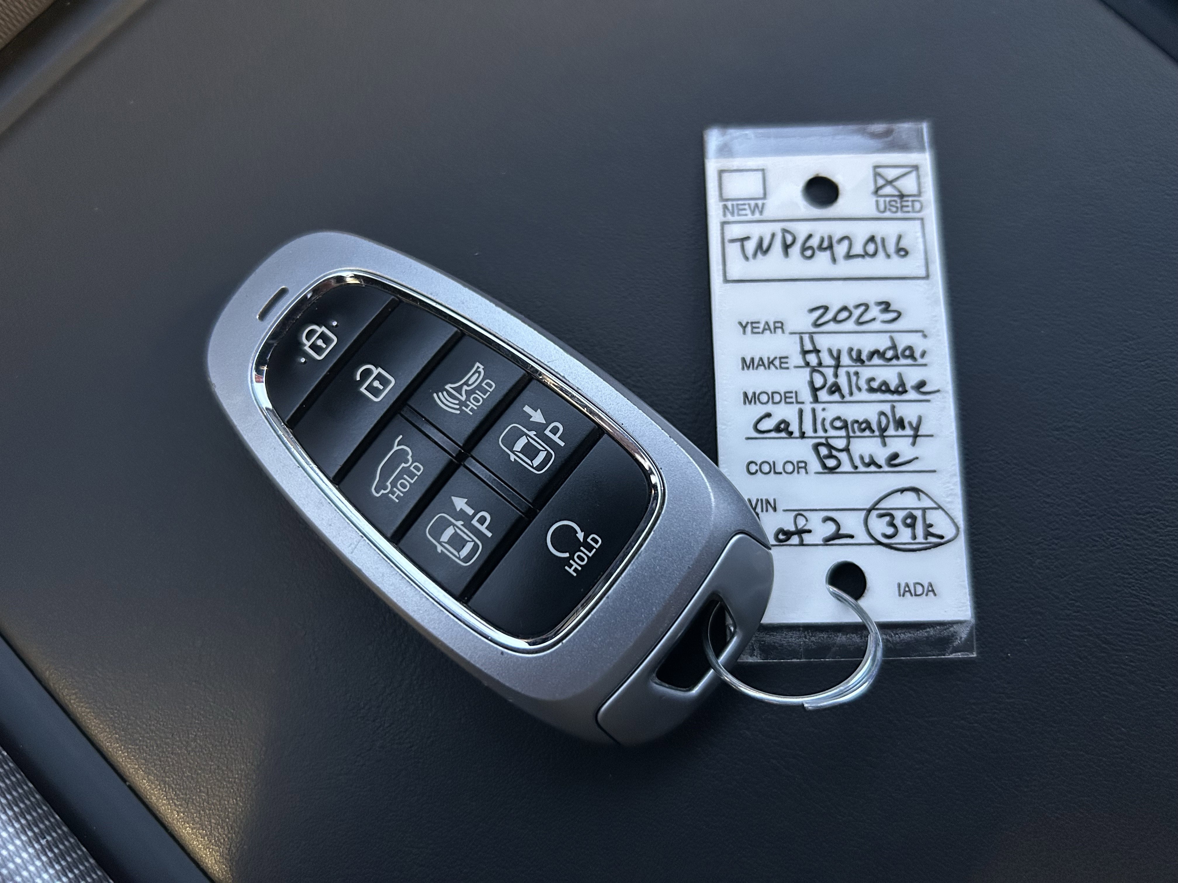 Used 2023 Hyundai Palisade Calligraphy image 38