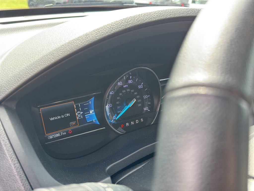 Used 2019 Ford Explorer XLT w/ Equipment Group 202A FWD image 11