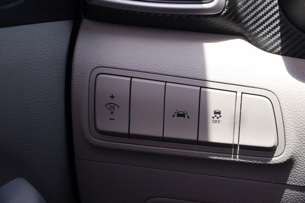 Used 2020 Hyundai Tucson SE FWD image 18